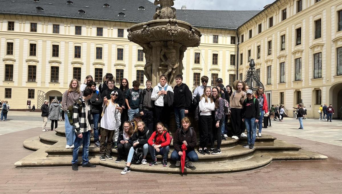Exkurze do Poslanecké sněmovny a Prahy