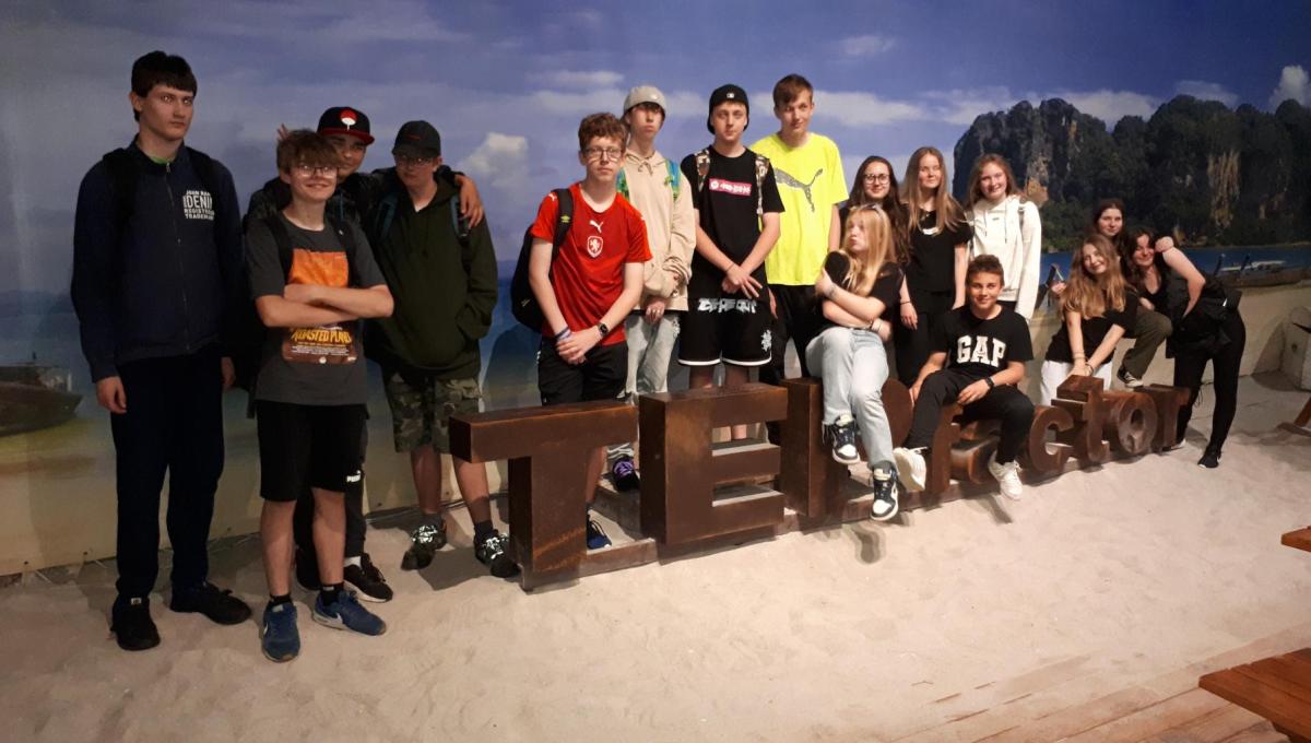 Výlet tříd 9.B a 9.C - Památník Vojna Lešetice a TEPfactor Chotilsko