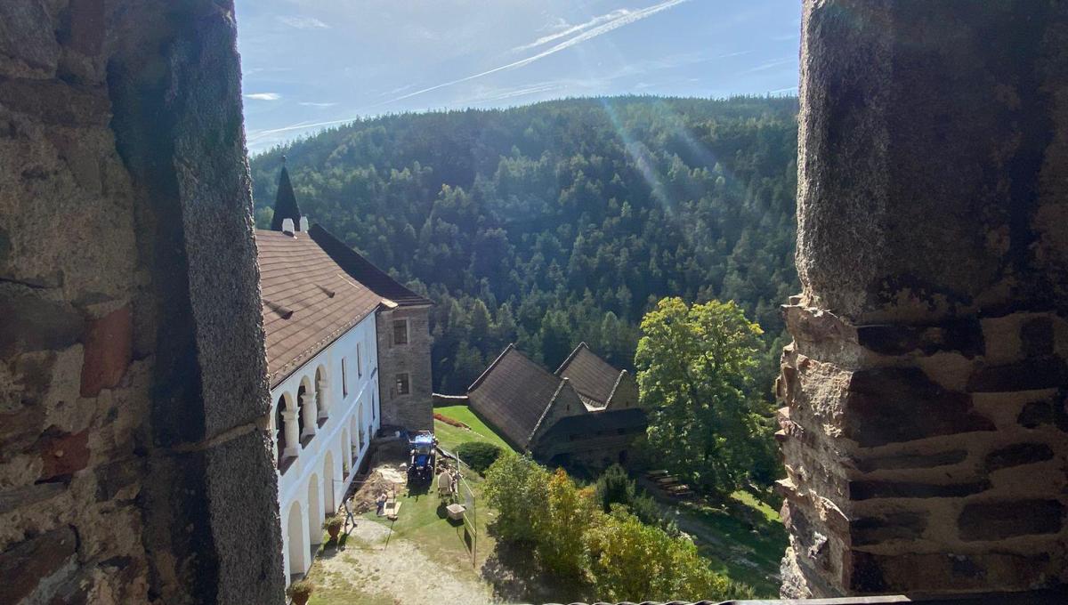 Podzimní exkurze do překrásného hradu Velhartice