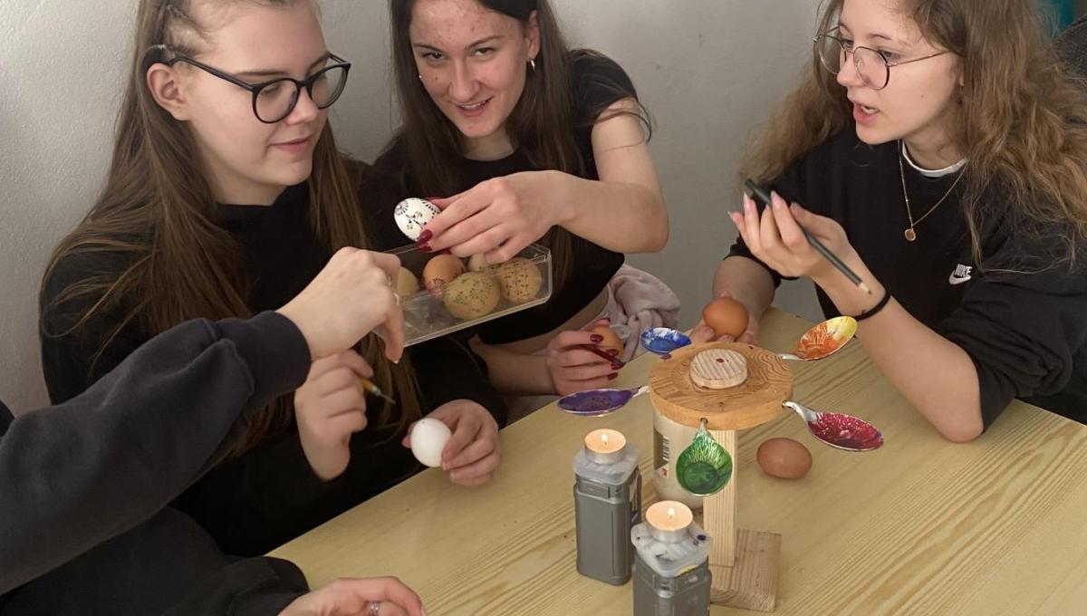 Zdobení velikonočních kraslic