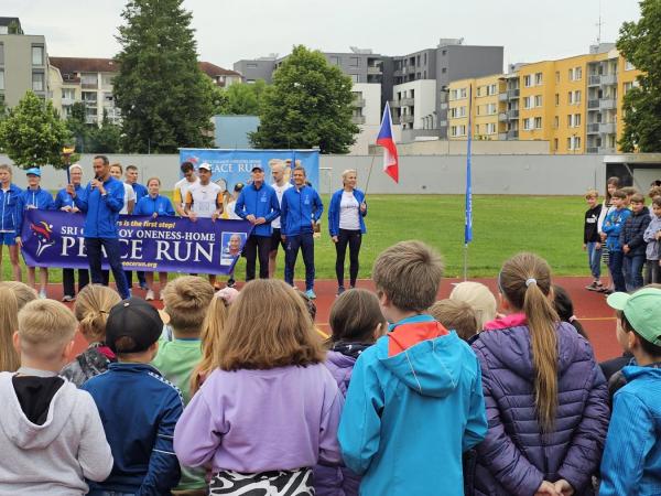 Peace Run - Běh míru propojil strakonické základní školy