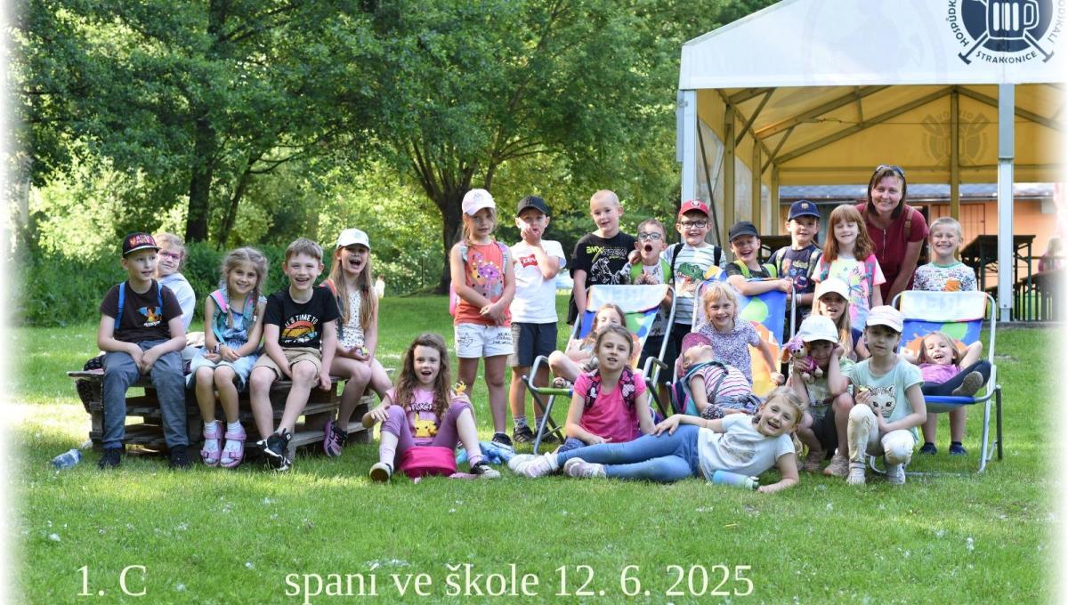 Spaní ve škole