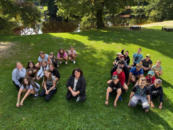 6.B  Adaptační den - teambuildingové hry na Podskalí
