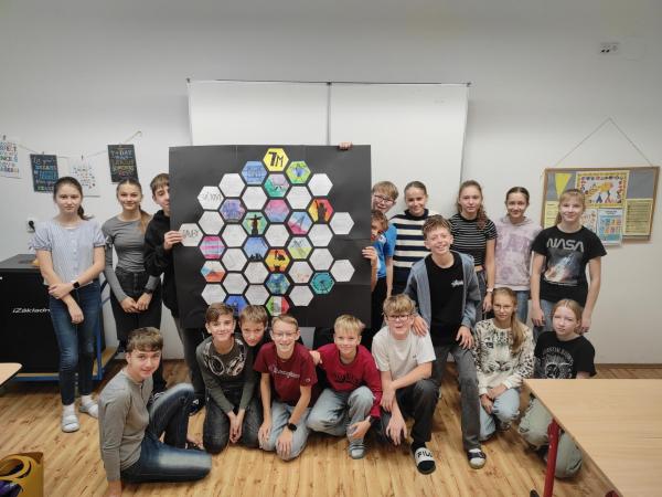 Portfolio 7.M na téma "Světové stavby a místa"