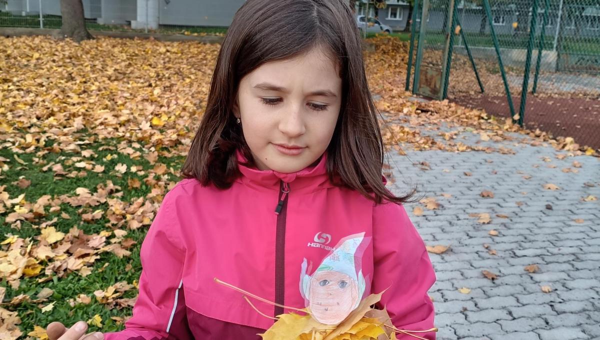 Podzimní skřítek z listí – Kreativní a výtvarný kroužek