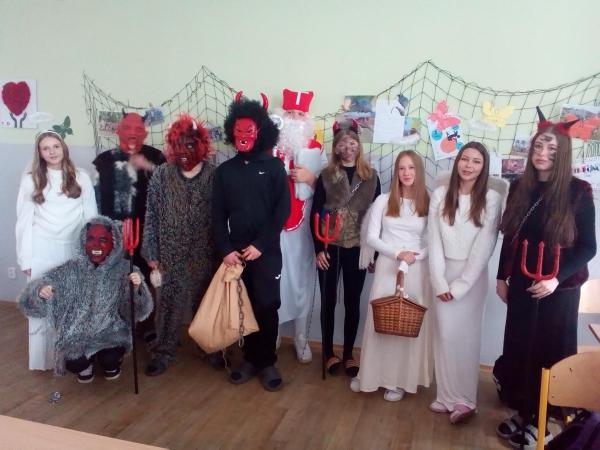 Odměňovali jsme hodné i kárali zlobivé. Od pondělí budou všichni hodní.