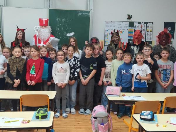 Mikuláš, Čert, Anděl