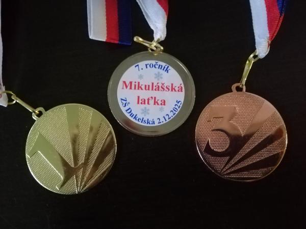 Mikulášská laťka: druhý stupeň změřil své síly ve skoku vysokém