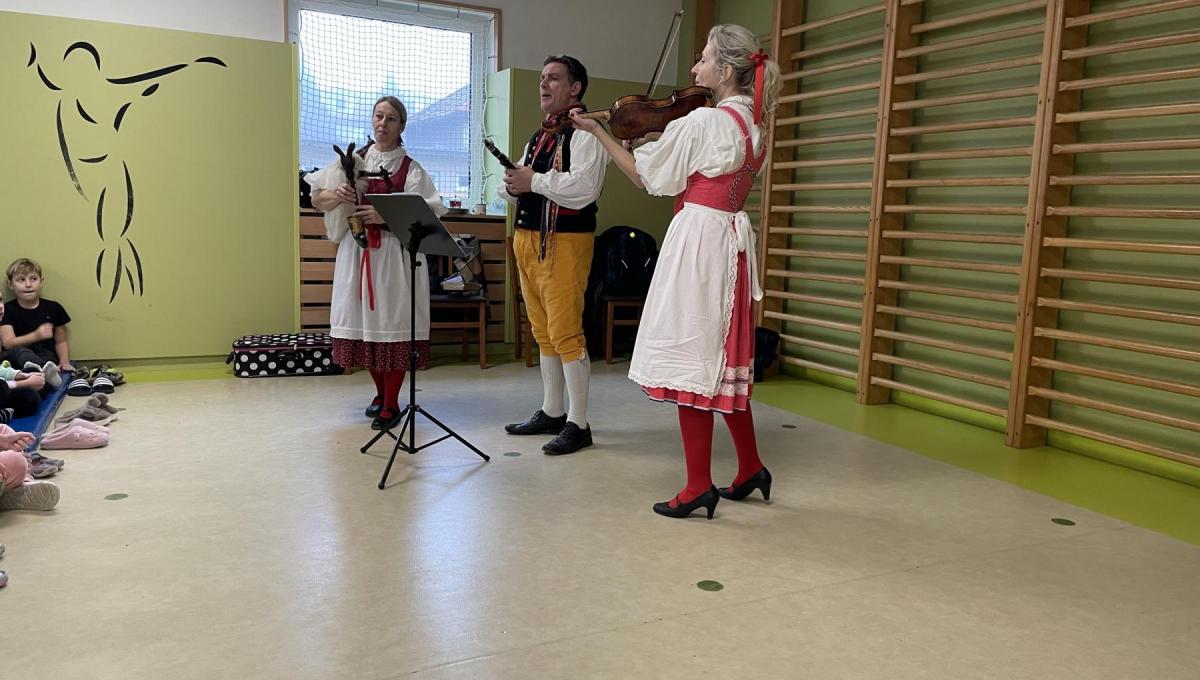 Prácheňáček a koledy