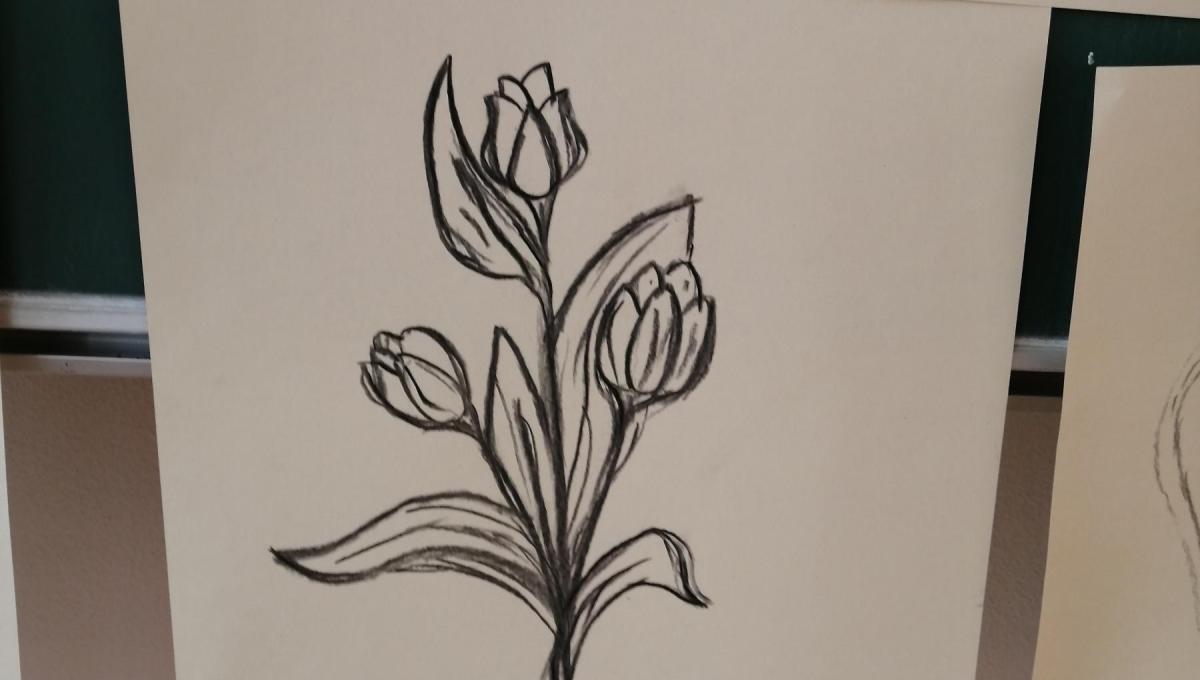 Vv - Kresba uhlem aneb "To zíráme, co v nás je..."