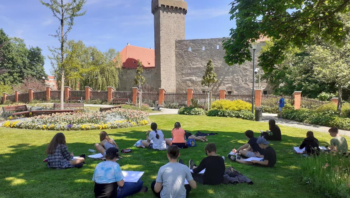 6.B  Výtvarná výchova na čerstvém vzduchu