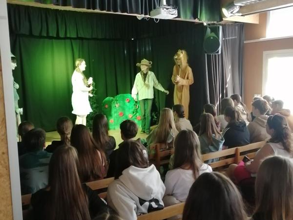 Anglické divadlo 27. 4.