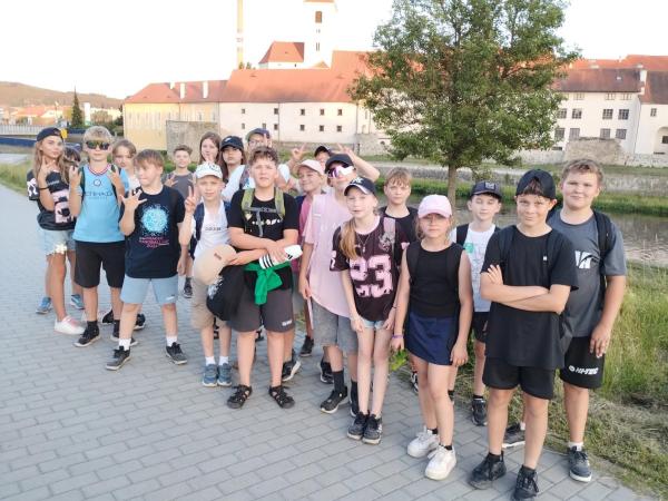 Rozlučkové odpoledne s přespávačkou ve škole
