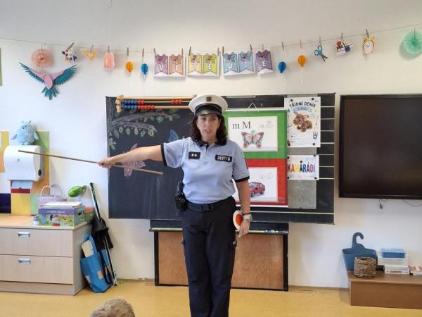 BESEDA S POLICIÍ ČR