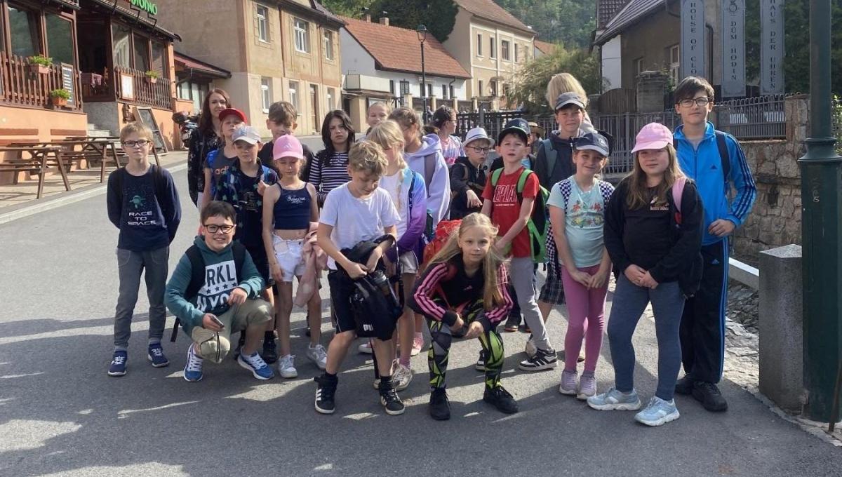 Jaký byl školní výlet na Kašperk a do Koněpruských jeskyní